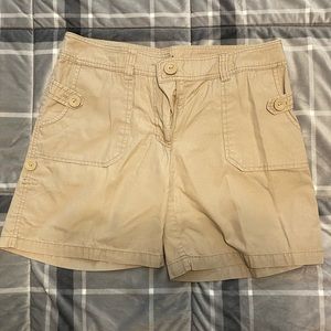 H&M Women’s Khaki Shorts
